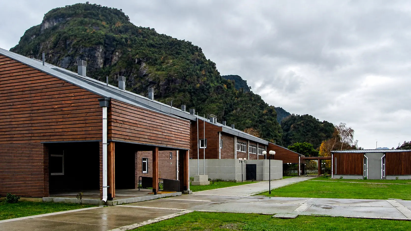 Liceo-Llifen-Exterior-3